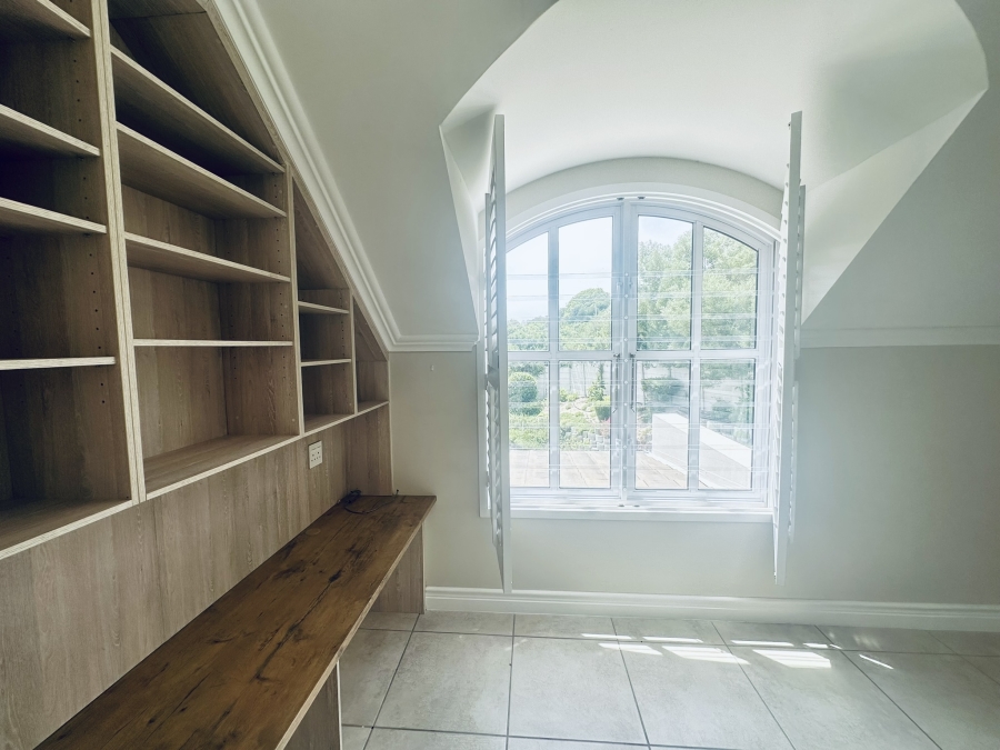 4 Bedroom Property for Sale in The Village Western Cape